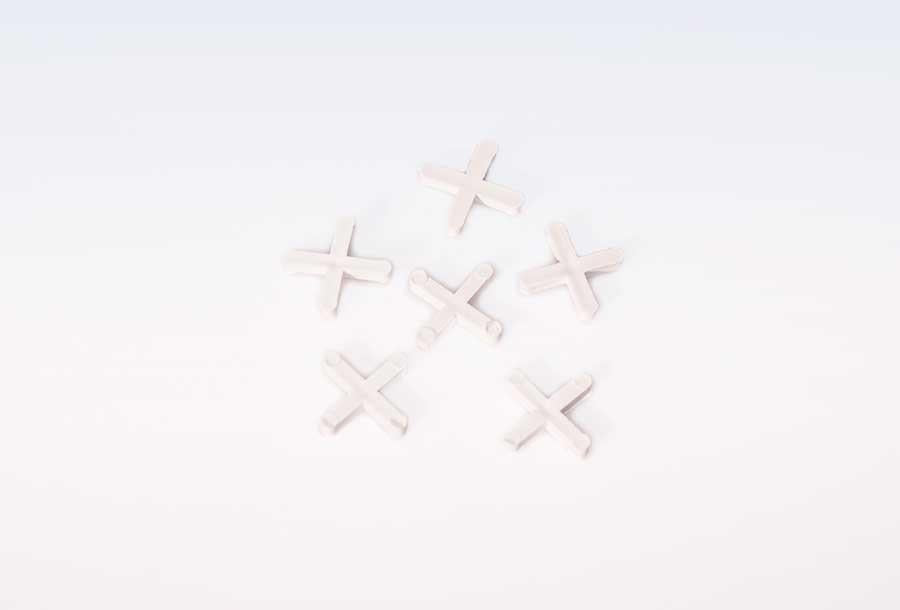 Flisekryds 4mm á 250 stk